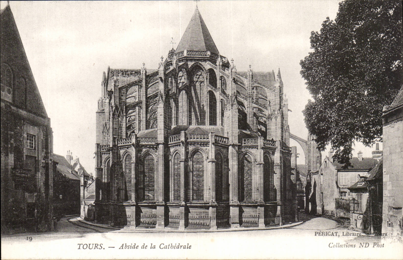 Tours CPA Abside de la cathedrale