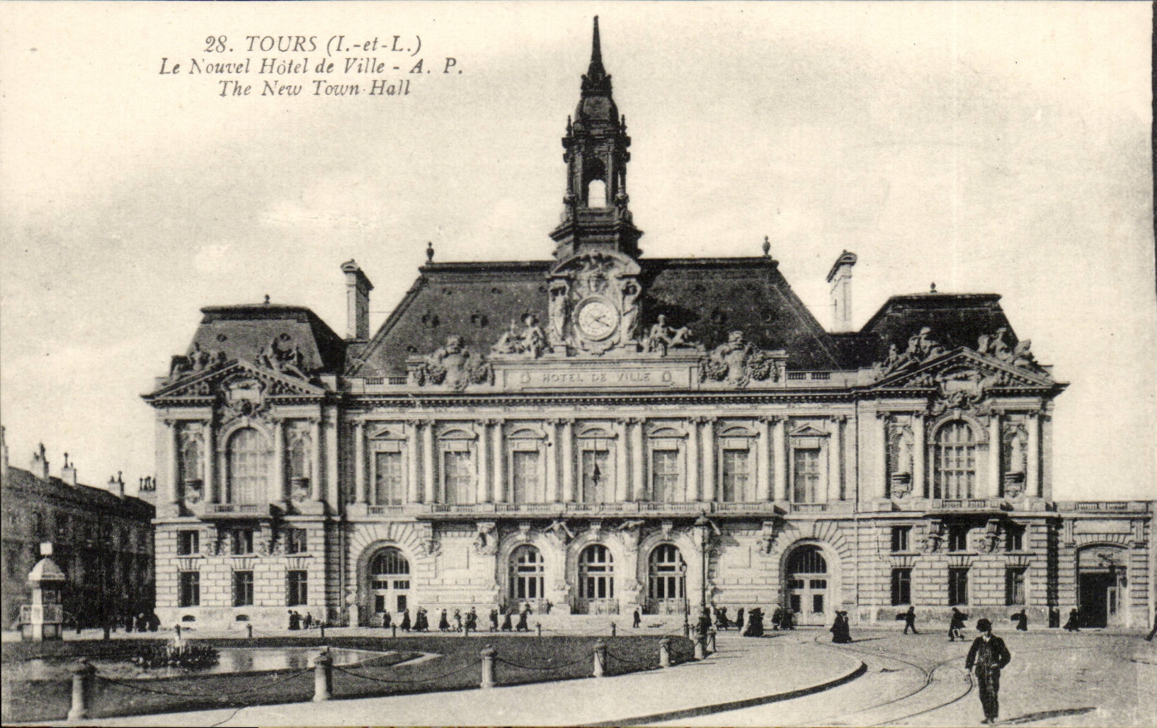 Tours CPA Le nouvel hotel de ville 