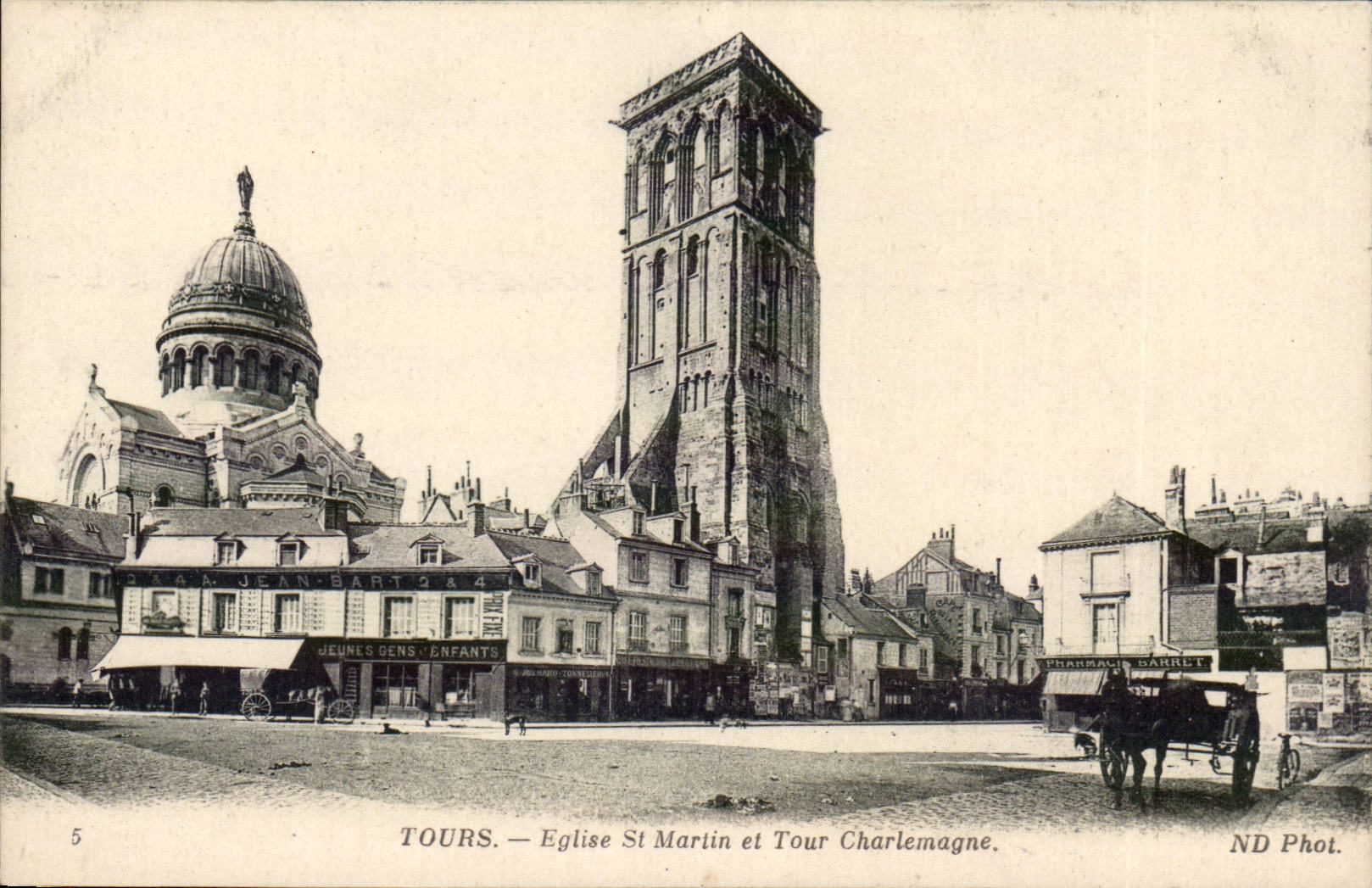 Tours CPA Eglise St martin et tour Charlemagne