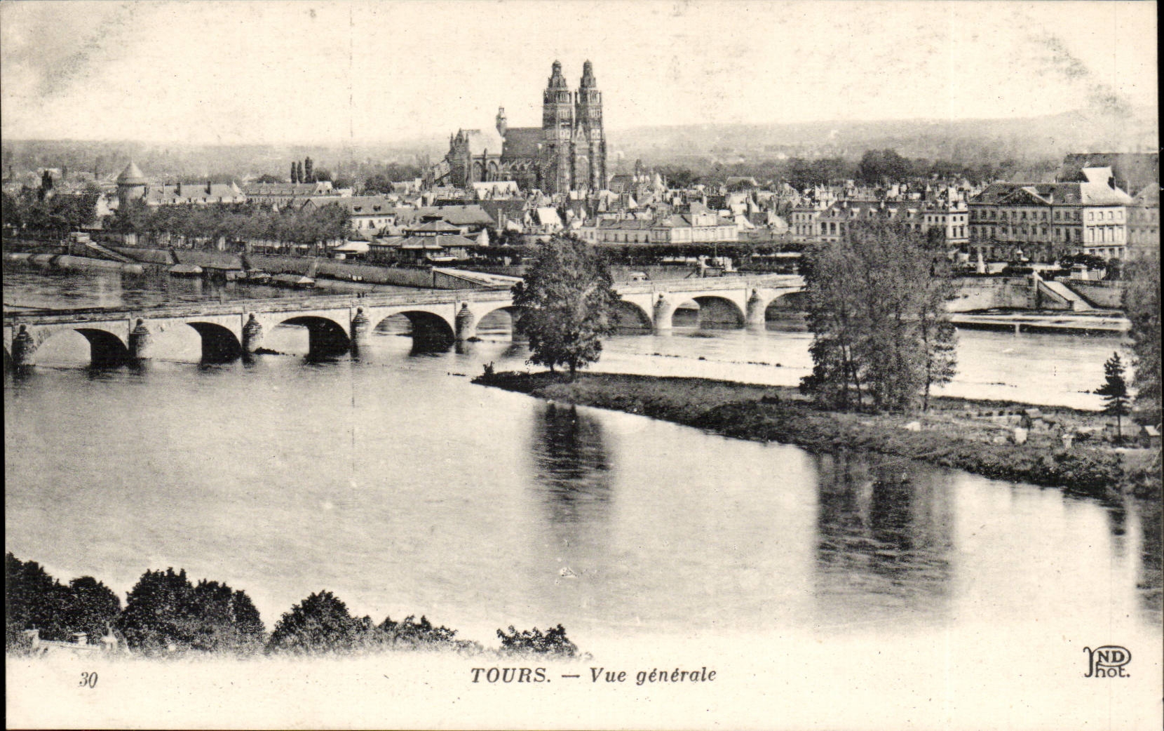 Tours CPA Vue generale