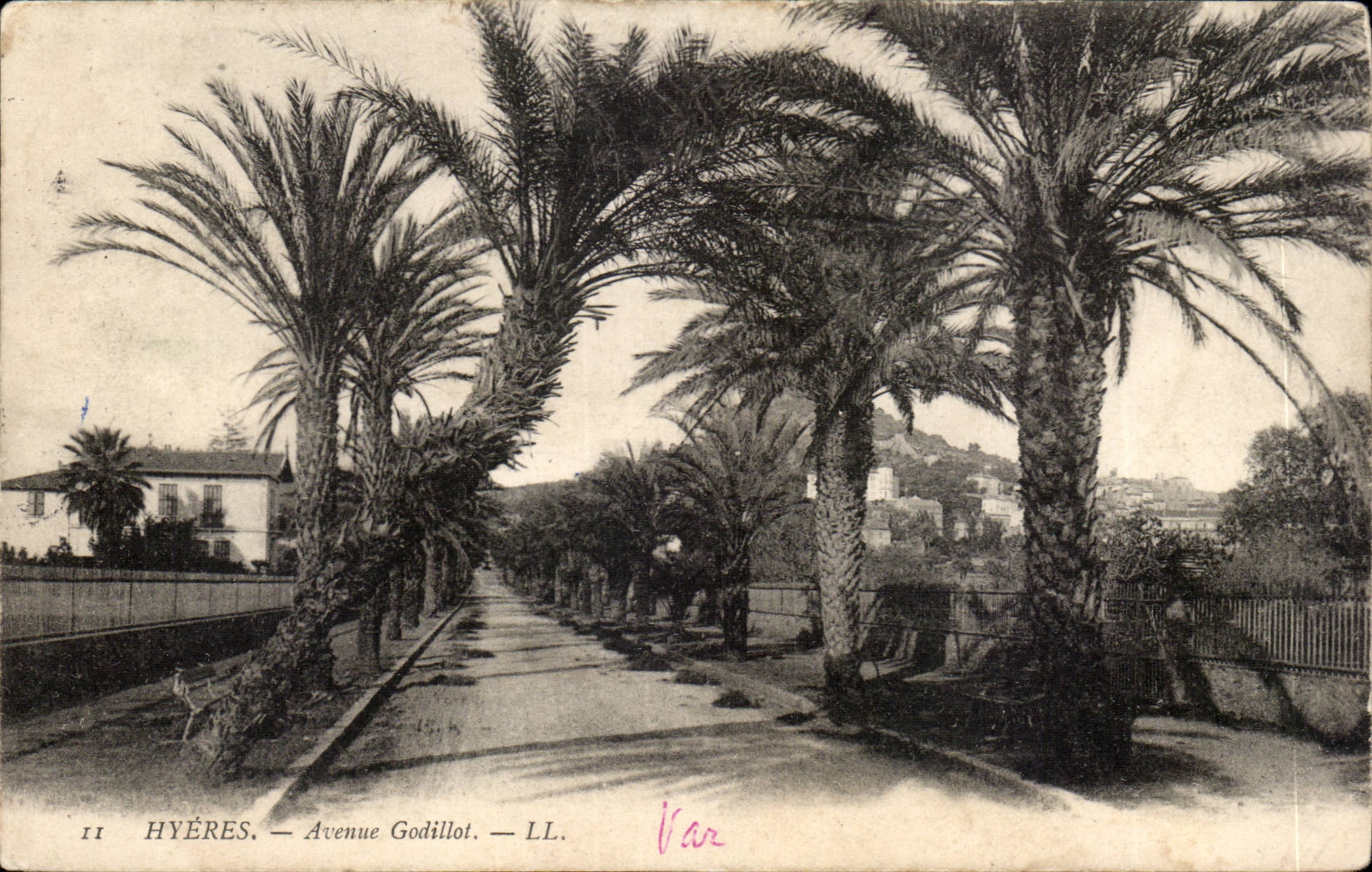 Hyeres CPA das Godillot auftrat