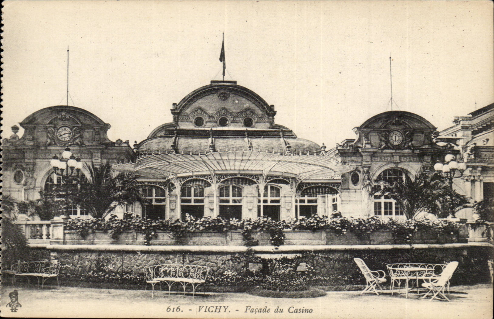 Vichy CPA Frontage of the casino
