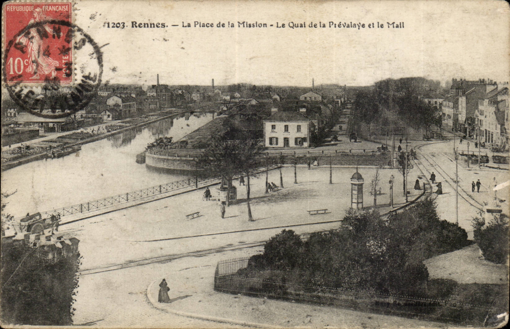 Rennes CPA la place de la Mission Le quai de la Prevalaye et le Mall