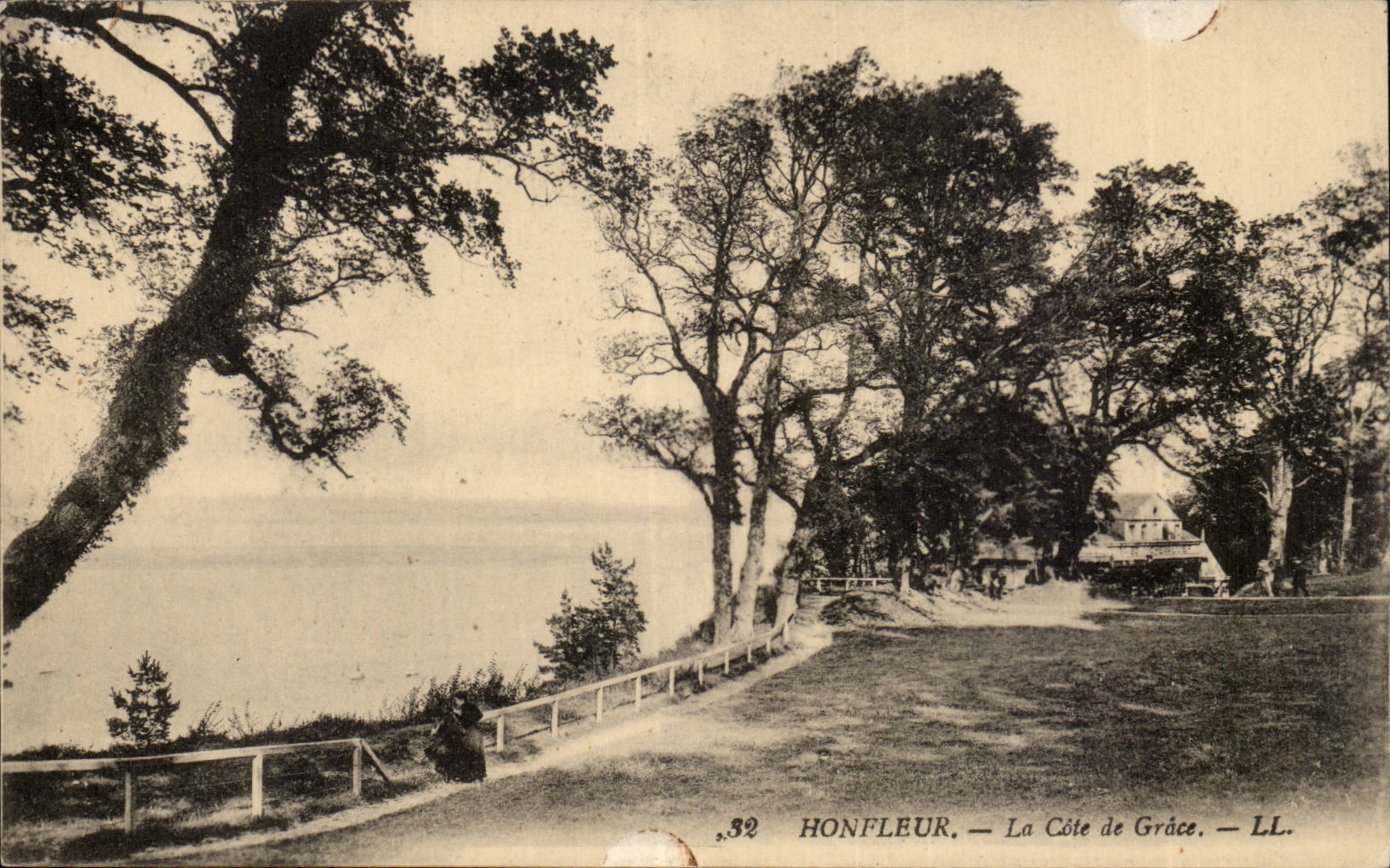 Honfleur CPA La cote de Grace