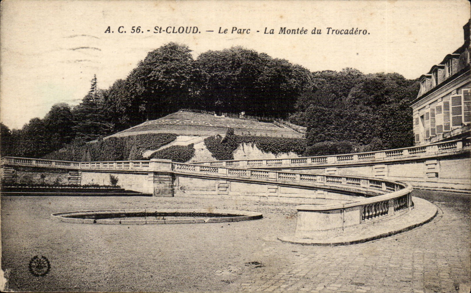 Saint Cloud CPA Le parc La montee du Trocadero