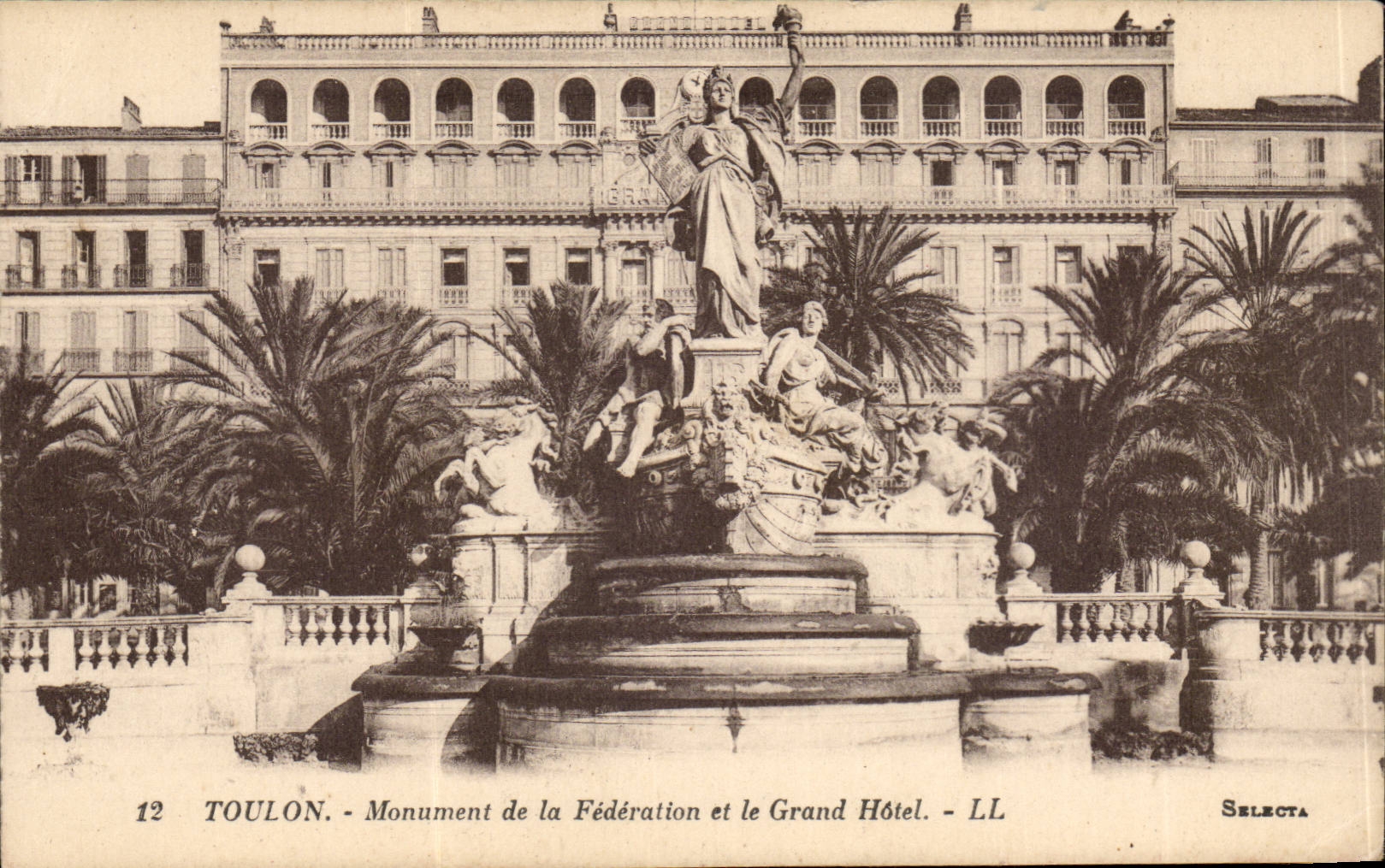 Toulon CPA Monument of the Federation and the Large hotel