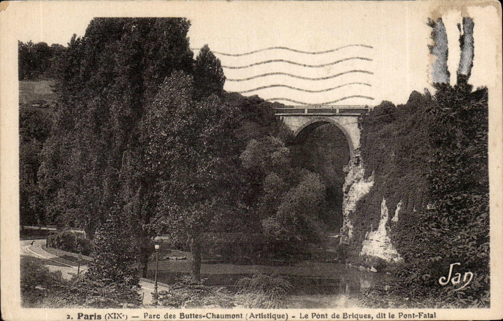 Paris CPA PArc der ChaumontHillocks die Ziegelsteinbrucke sagt die todliche Brucke