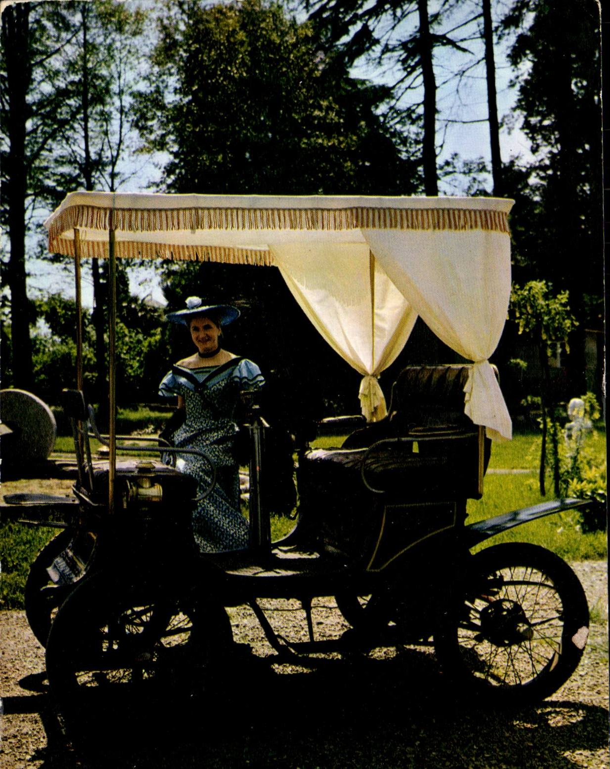 CPM a la conquete des routes Vis a vis de Dion (1898) Deux vitesses