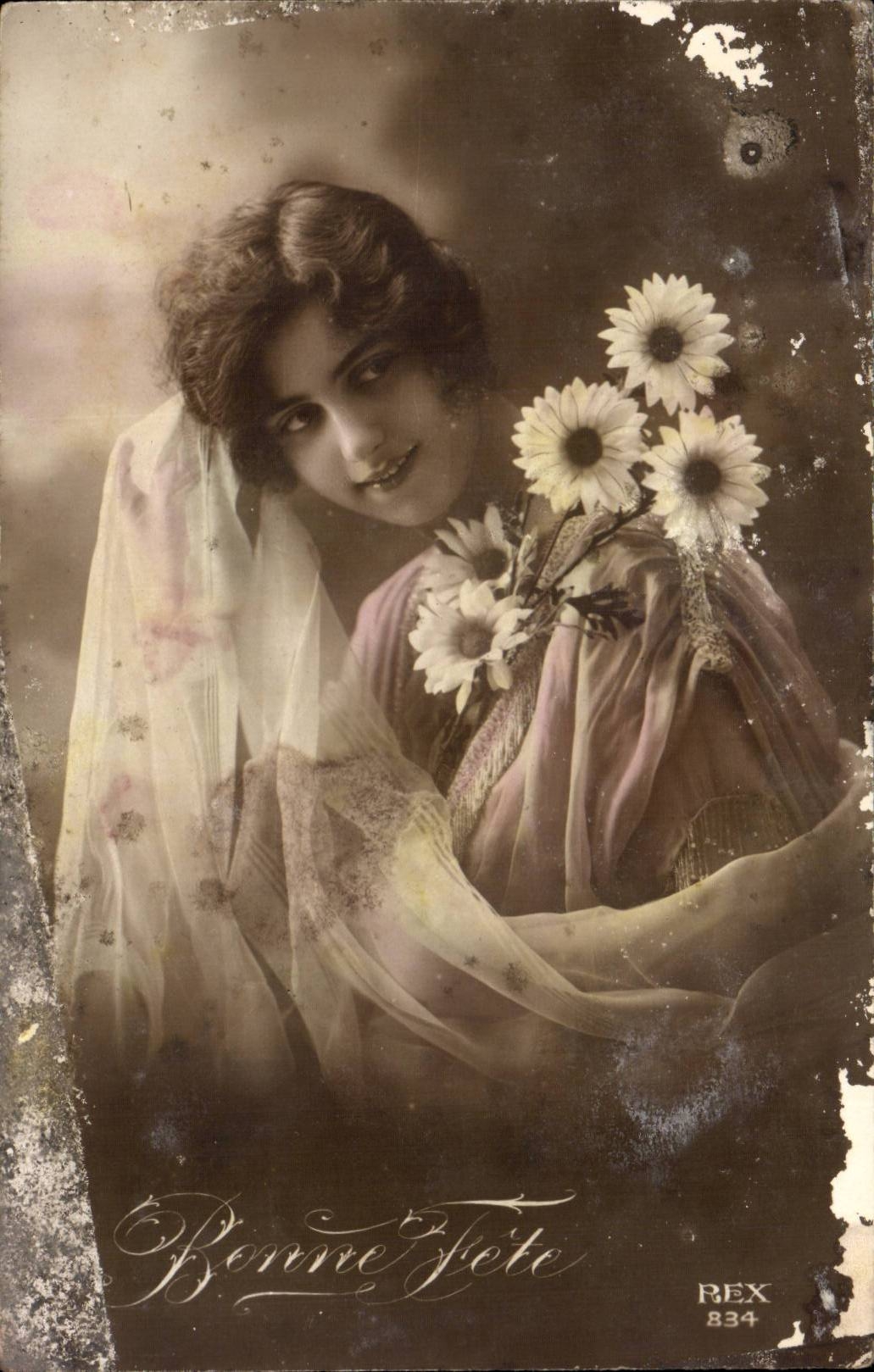 imagination - Woman with flowers - Good Festival - defect - CPA