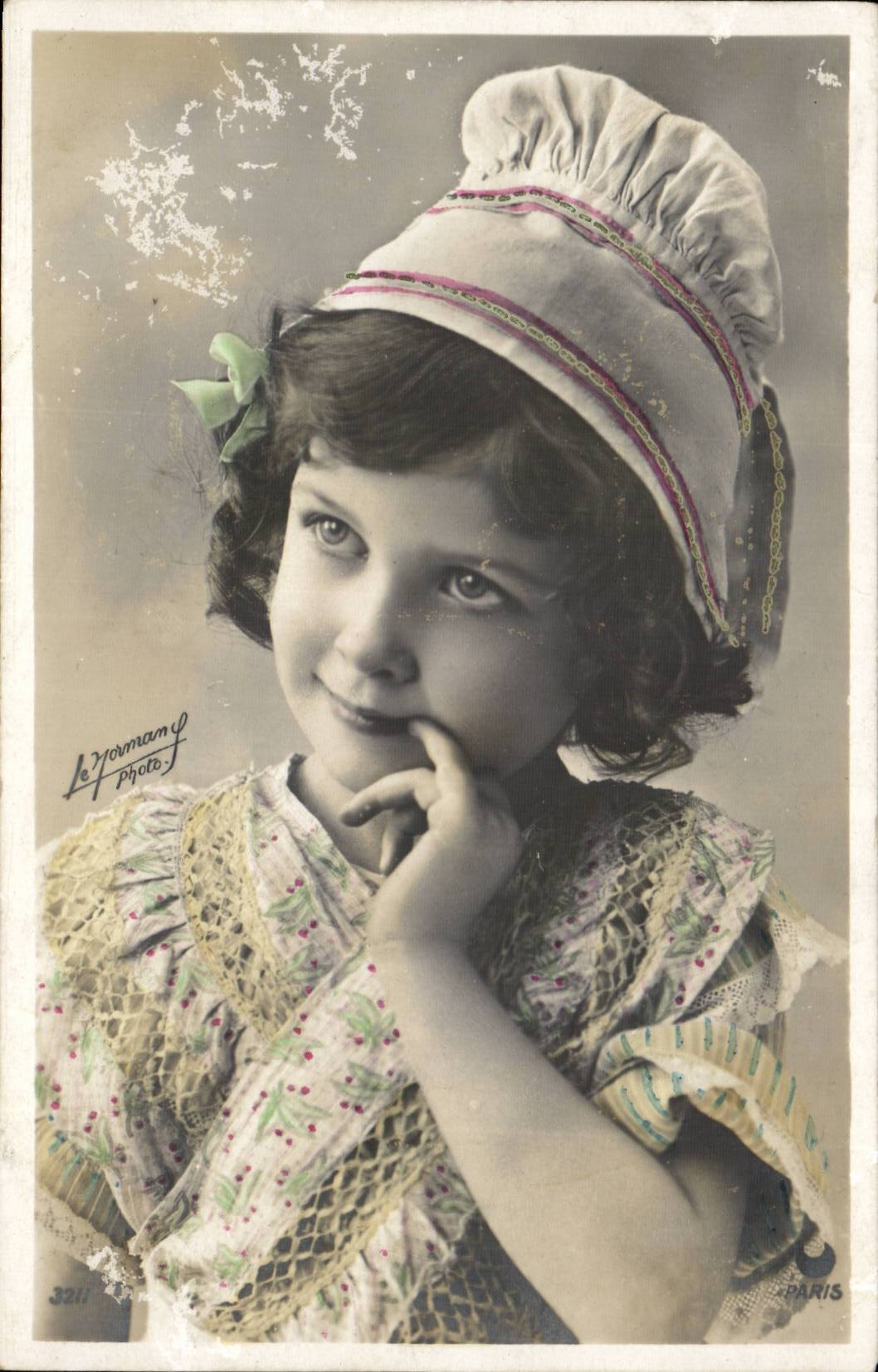 Fantasy - Child - Smiling File - CPA