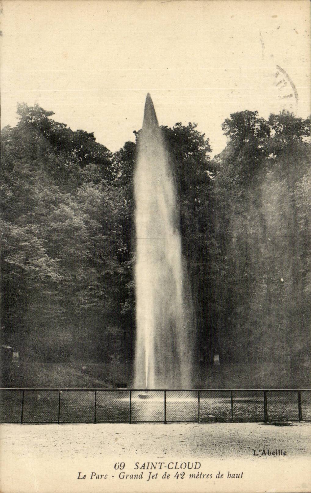 Saint Cloud CPA Le parc Grande jet de 42 metres de haut