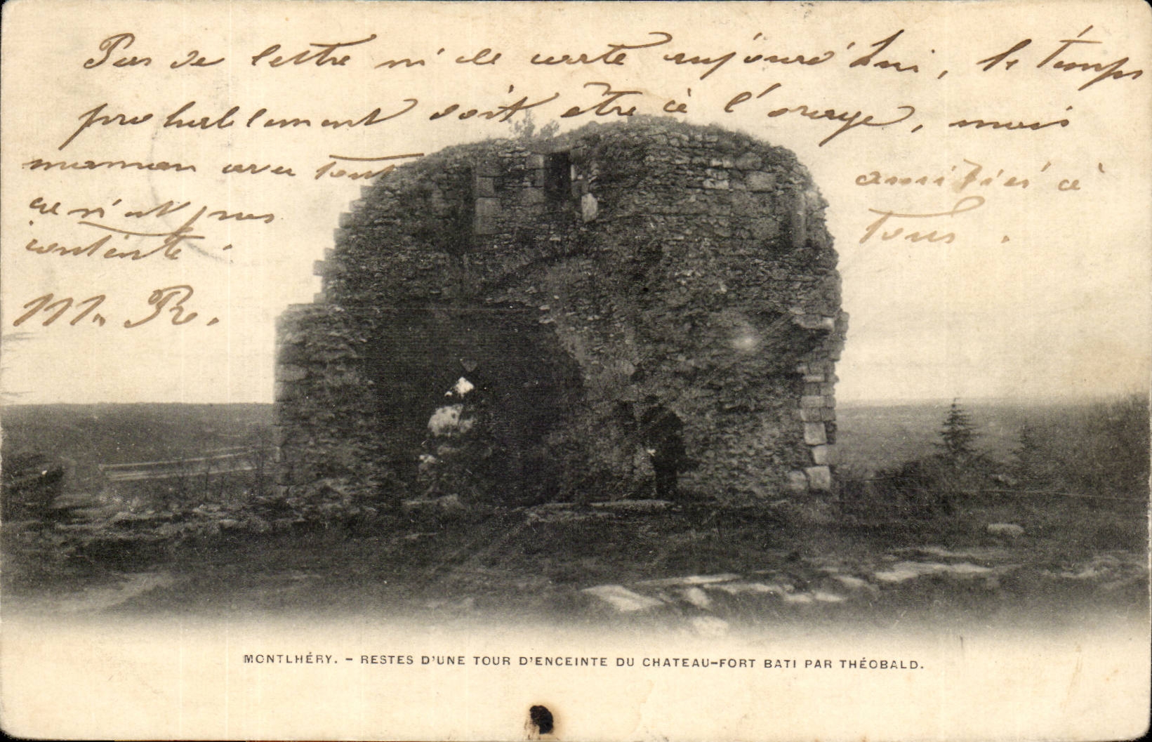 Montlhery CPA Remainders of a tower of enclosure of the strong castle built by Theobald