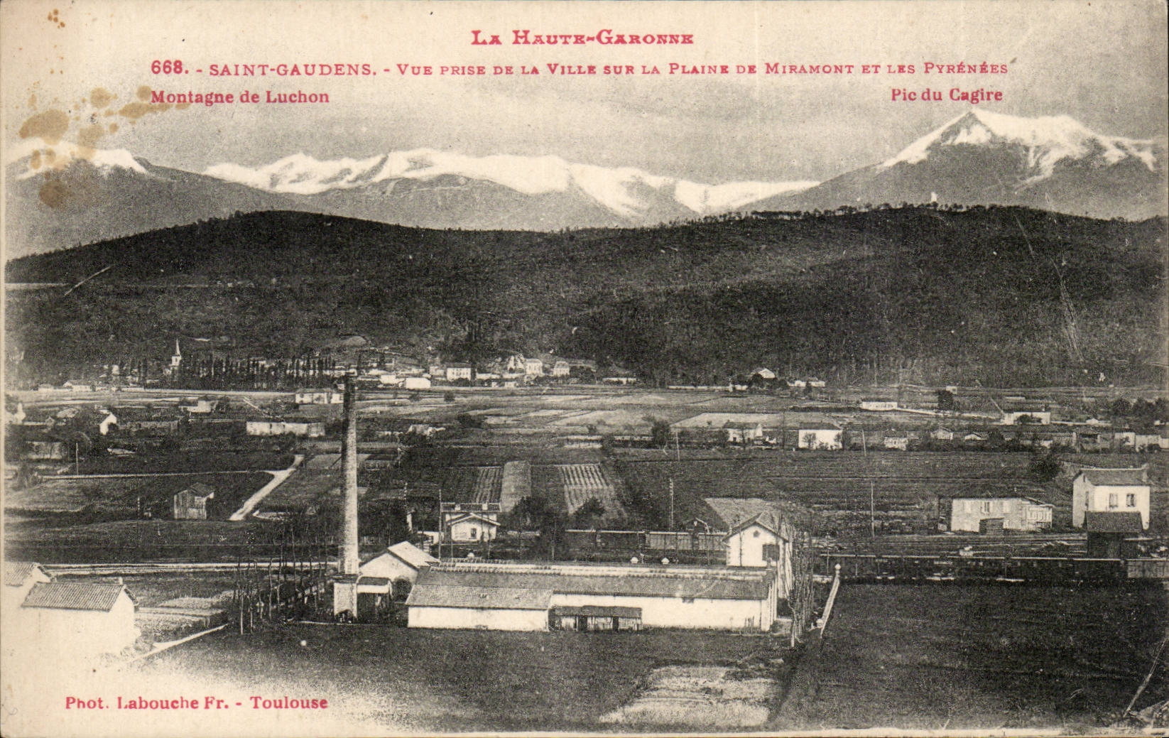 Saint Gaudens CPA Seen from of the city on the plain of Miramont and the Pyrenees