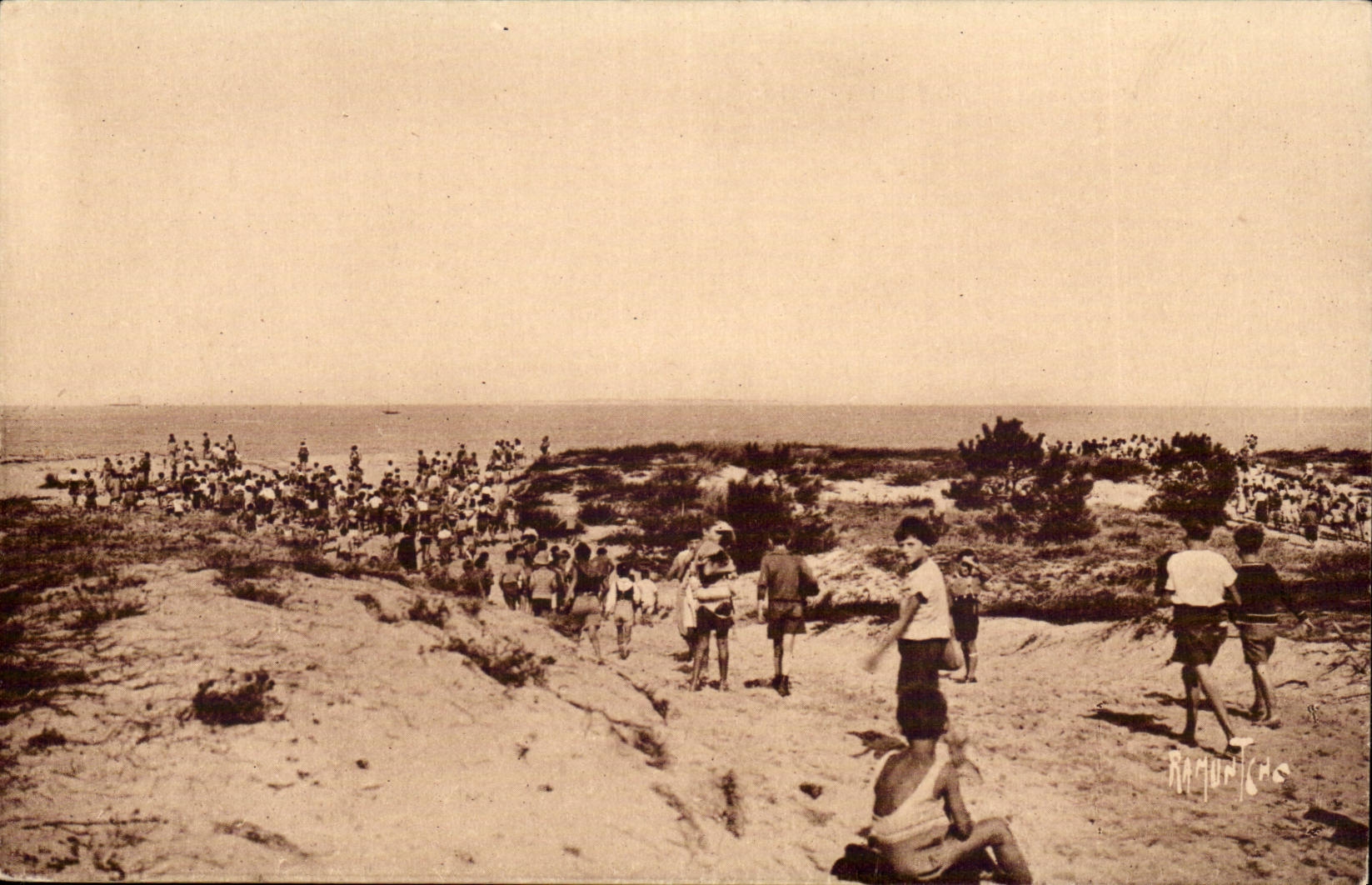 Island of oleron CPA happy House the arrival with the beach (children)