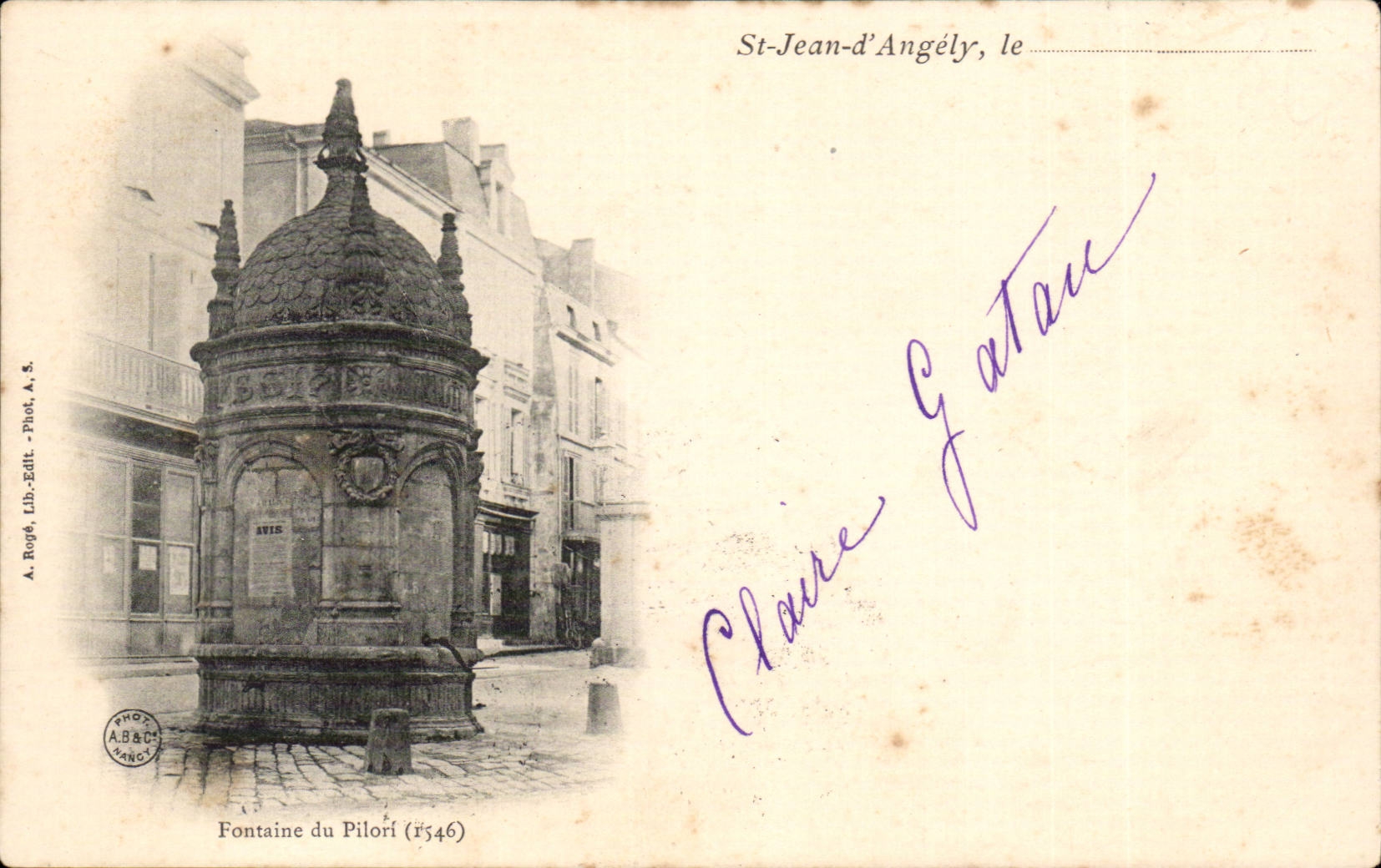 Saint Jean d' Angely CPA Fountain of the pilori (1546)