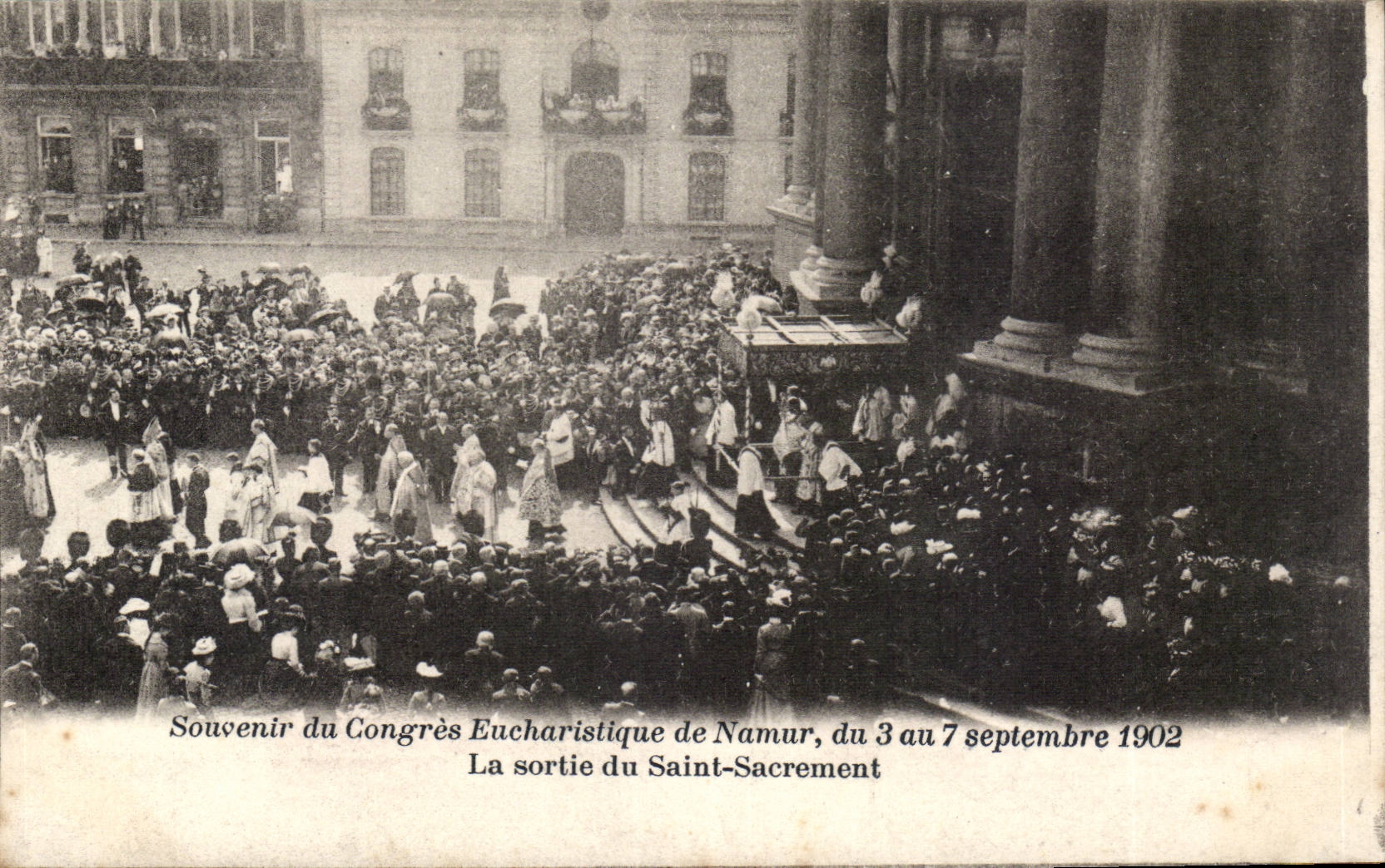 Belgie Belgium Souvenir of congers eucharistic of Namur from September 3rd to 7th 1902 Left Blessed Sacrament