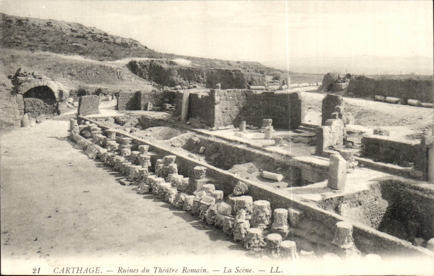 Tunisia Carthage CPA Ruins of the Roman theater the Scene