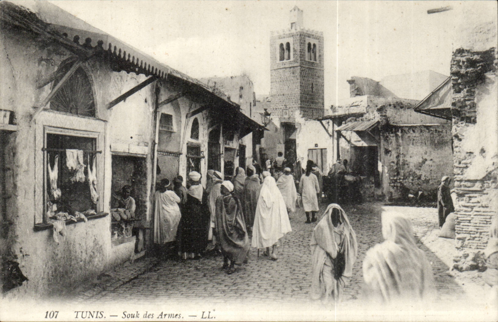 Tunisia Tunis CPA Souk of the weapons