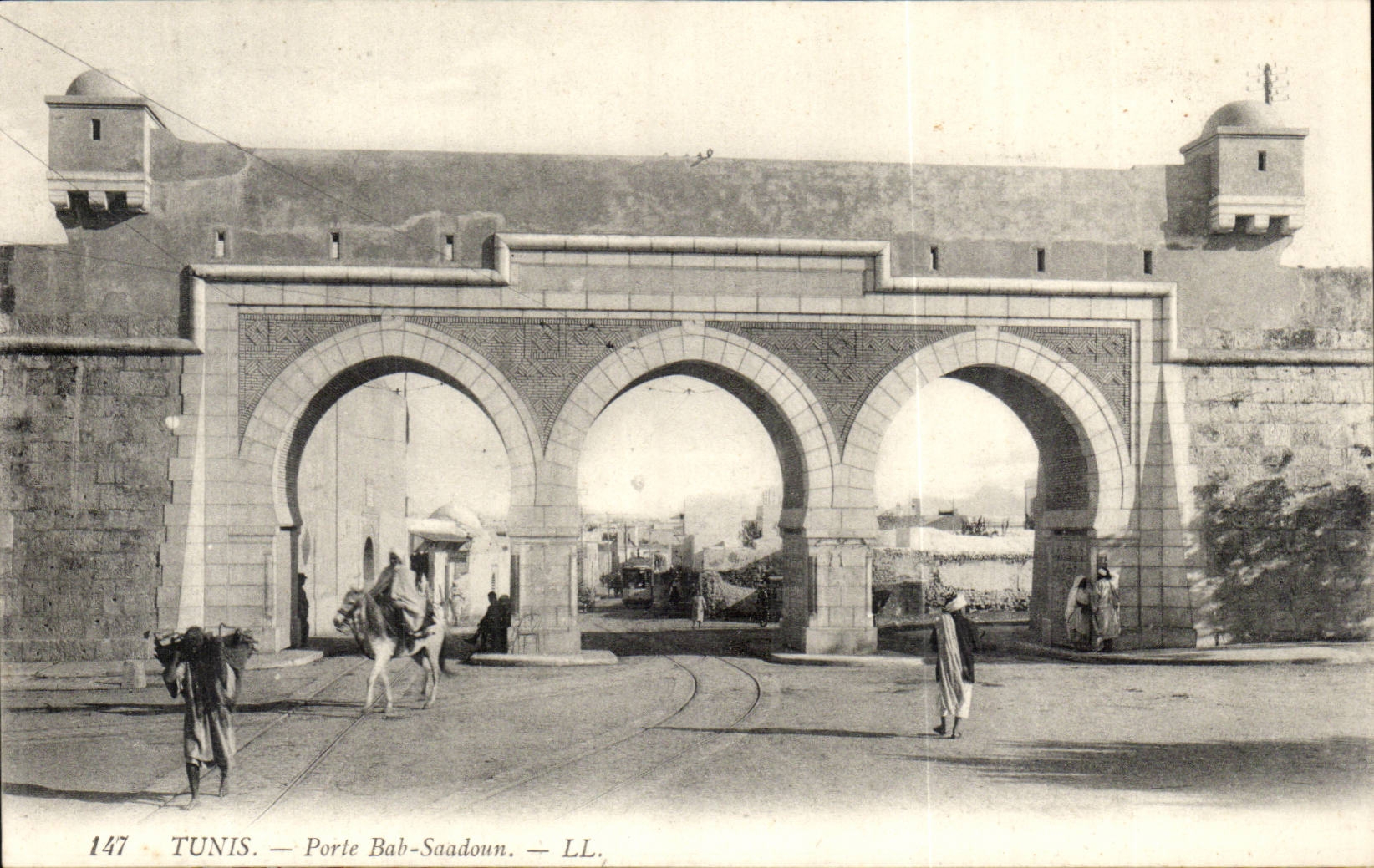 Tunisia Tunis CPA Gate Bab Saadoun (ass donkey)