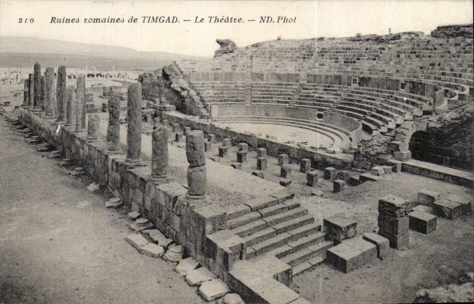 Algeria CPA Roman ruins of Timgad the theater