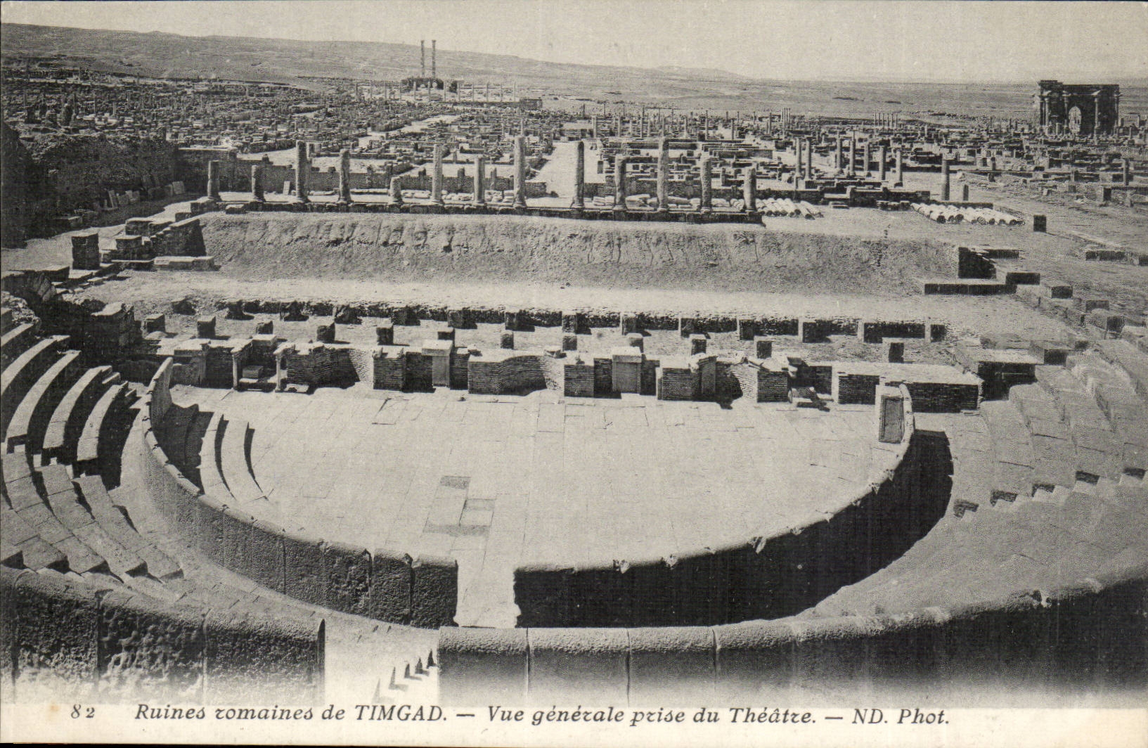 Algerien-romische Ruinen von Timgad CPA sehen genommen vom Theater an