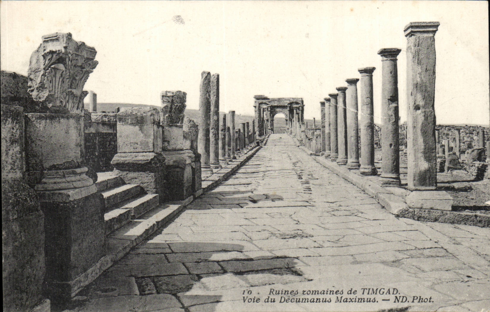 Algeria Roman ruins of Timgad CPA Sees of Decumanus Maximus