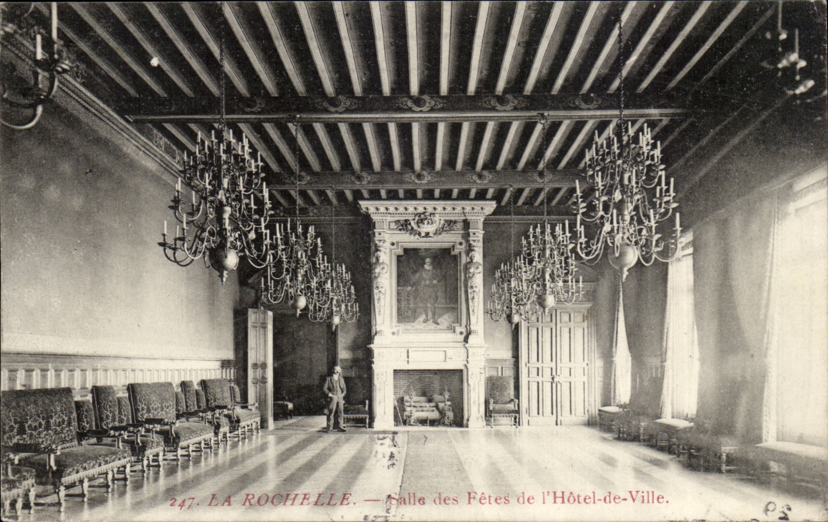 La Rochelle - Dorfhalle des Rathauses - CPA