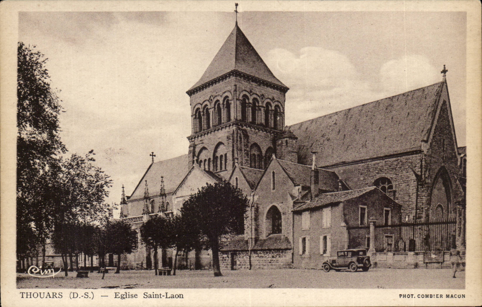 Thouars - Kirche Saint Laon - CPA