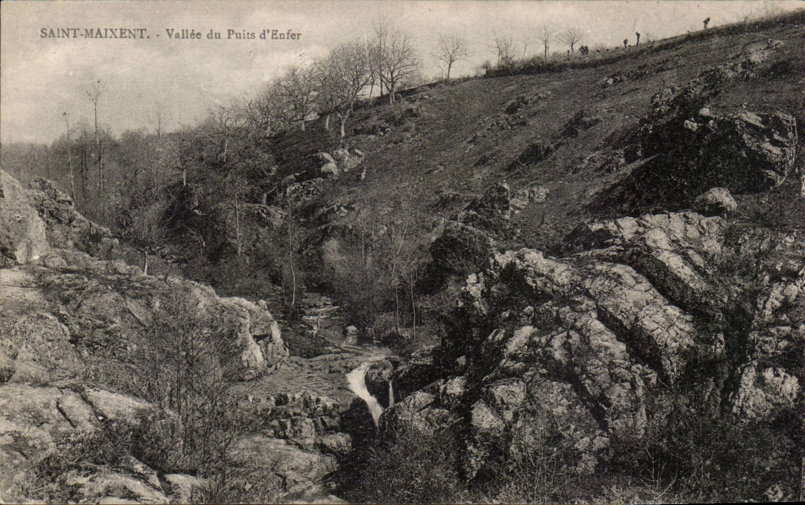 Saint Maixent CPA Tal von gut der Holle