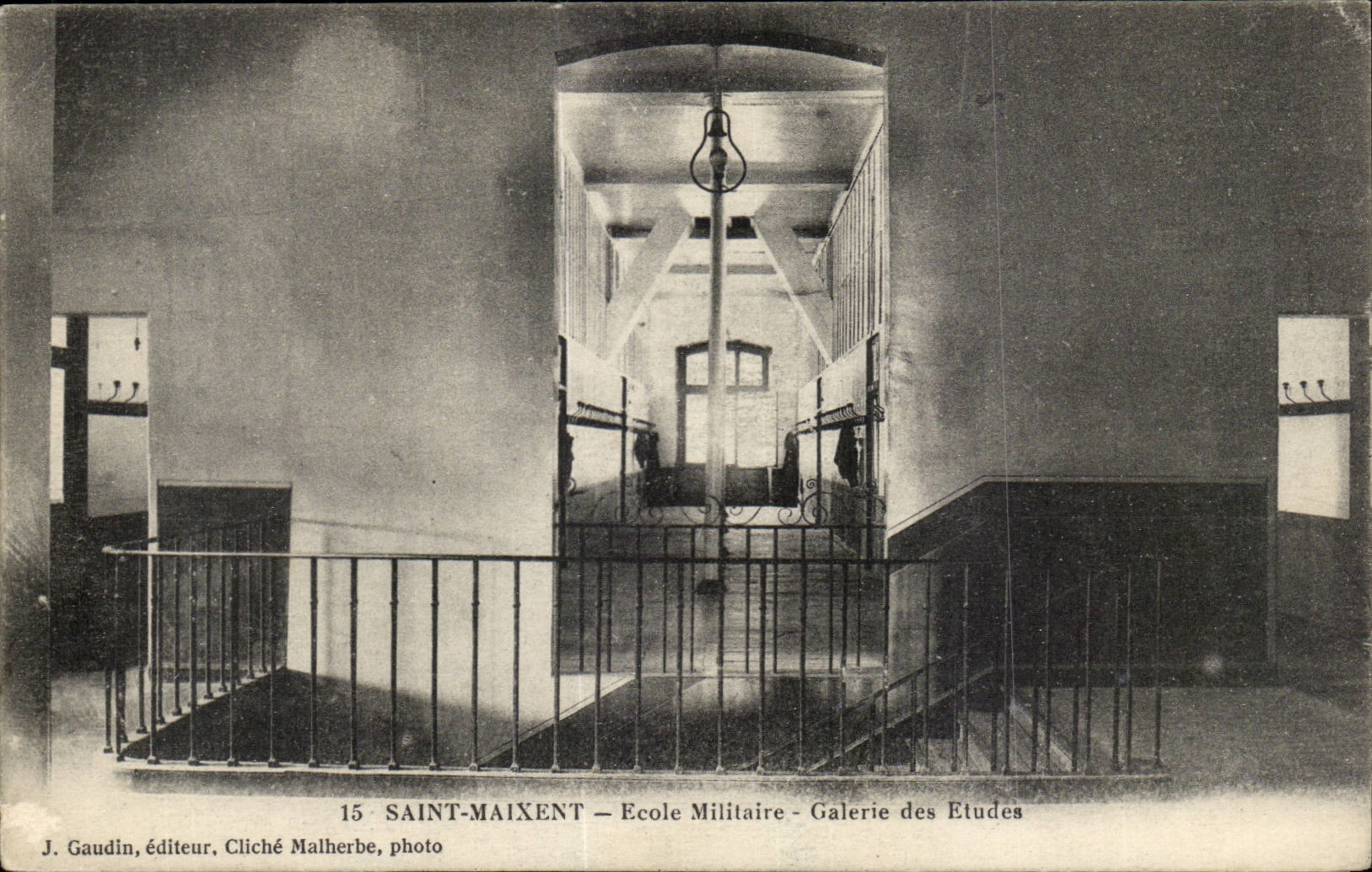 Saint Maixent CPA Kriegsakademie Galerie der Studien