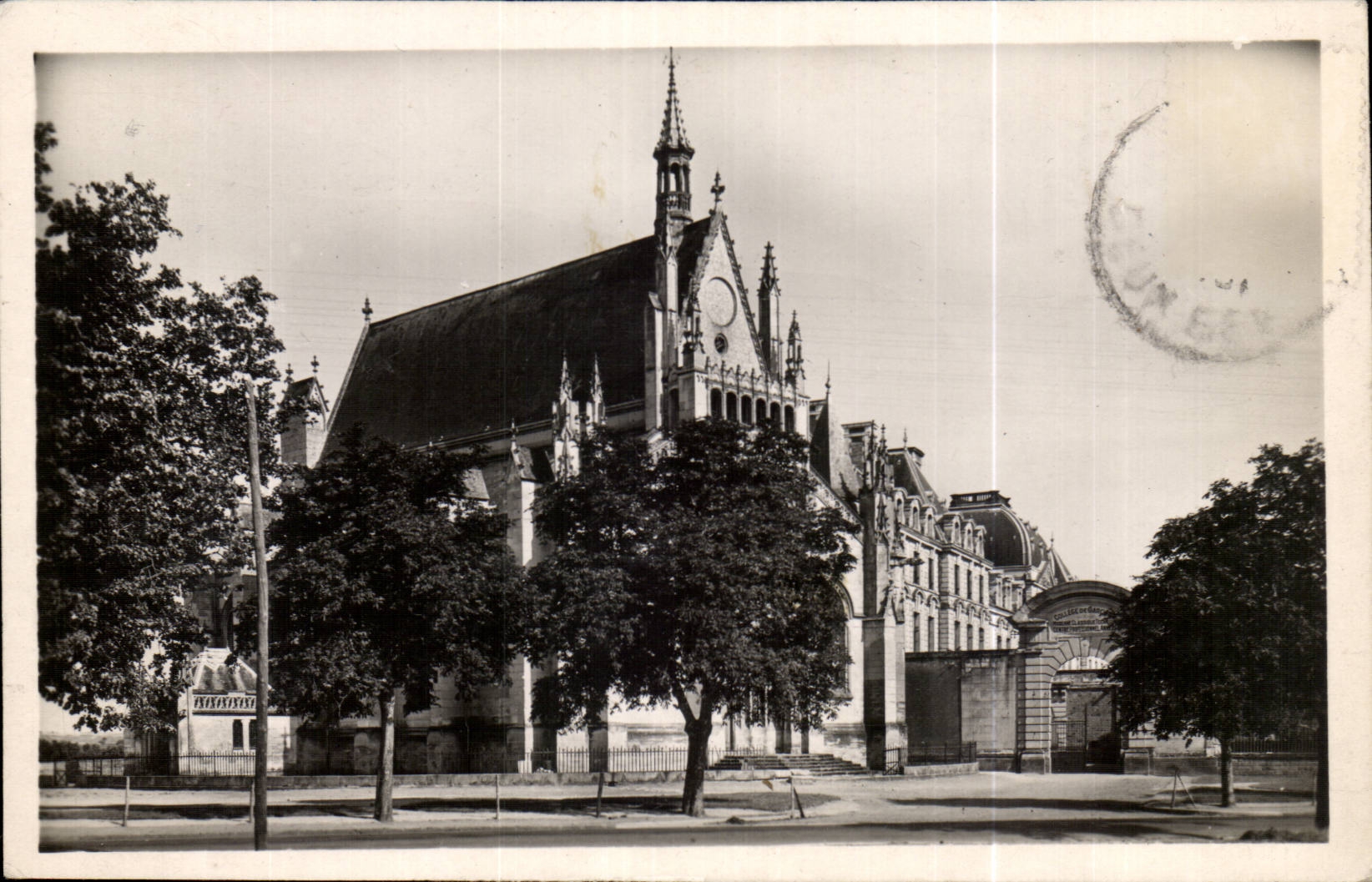 Thouars CPA Church of the castle containing the remainders of the Duke of Tremoille