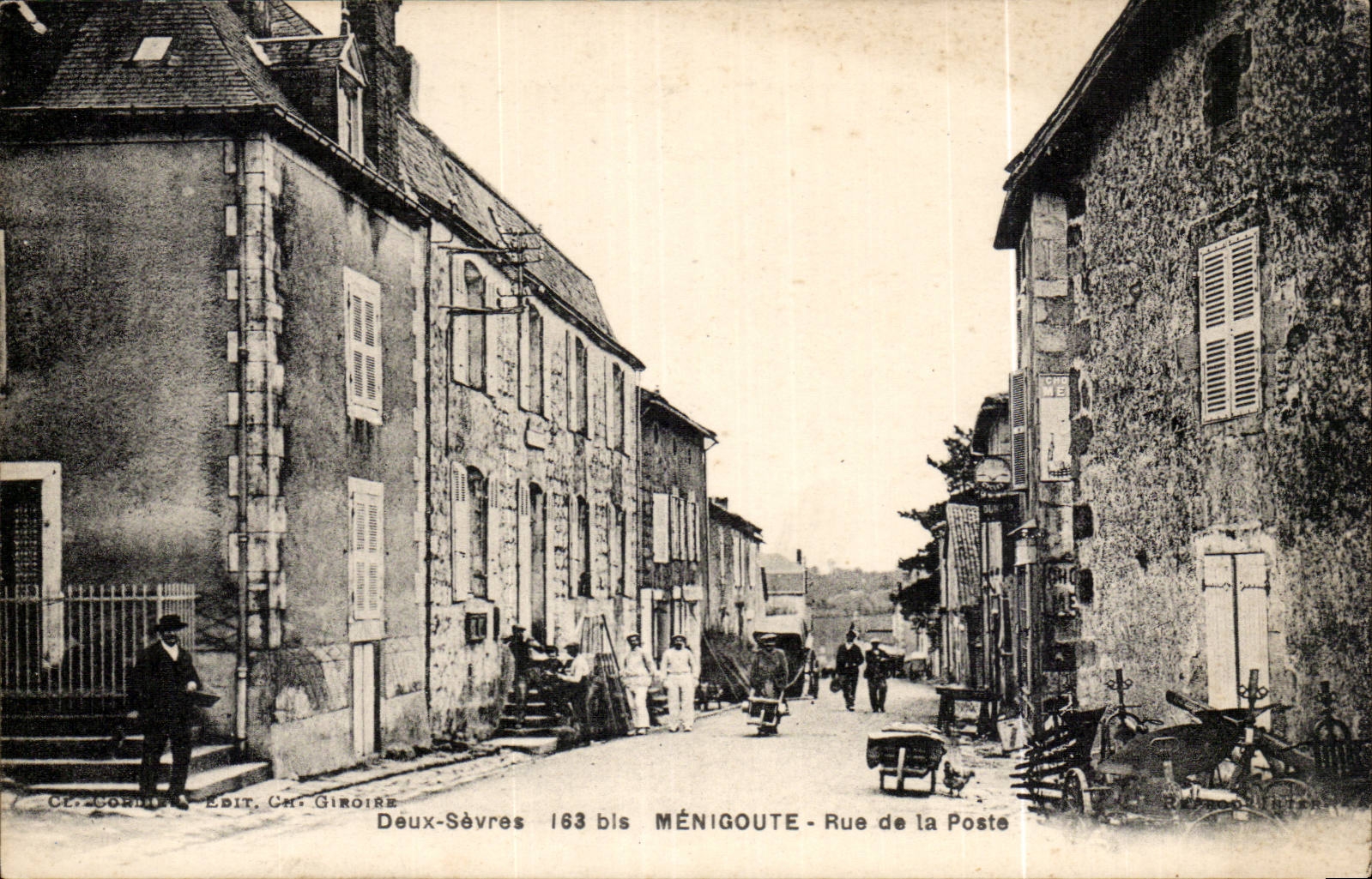 Menigoute CPA Strasse der Post