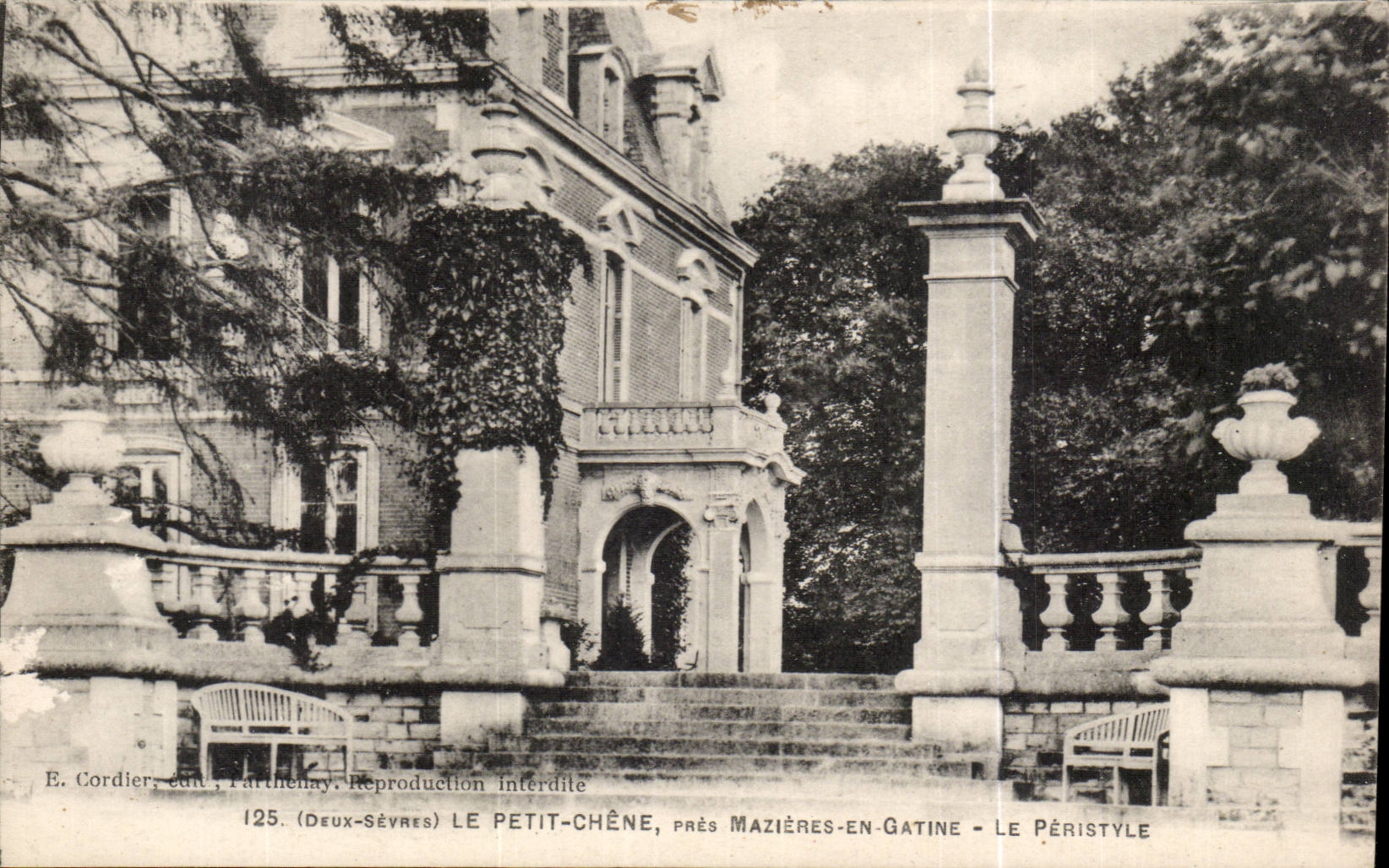 Germander CPA close Mazieres in Gatine the peristyle