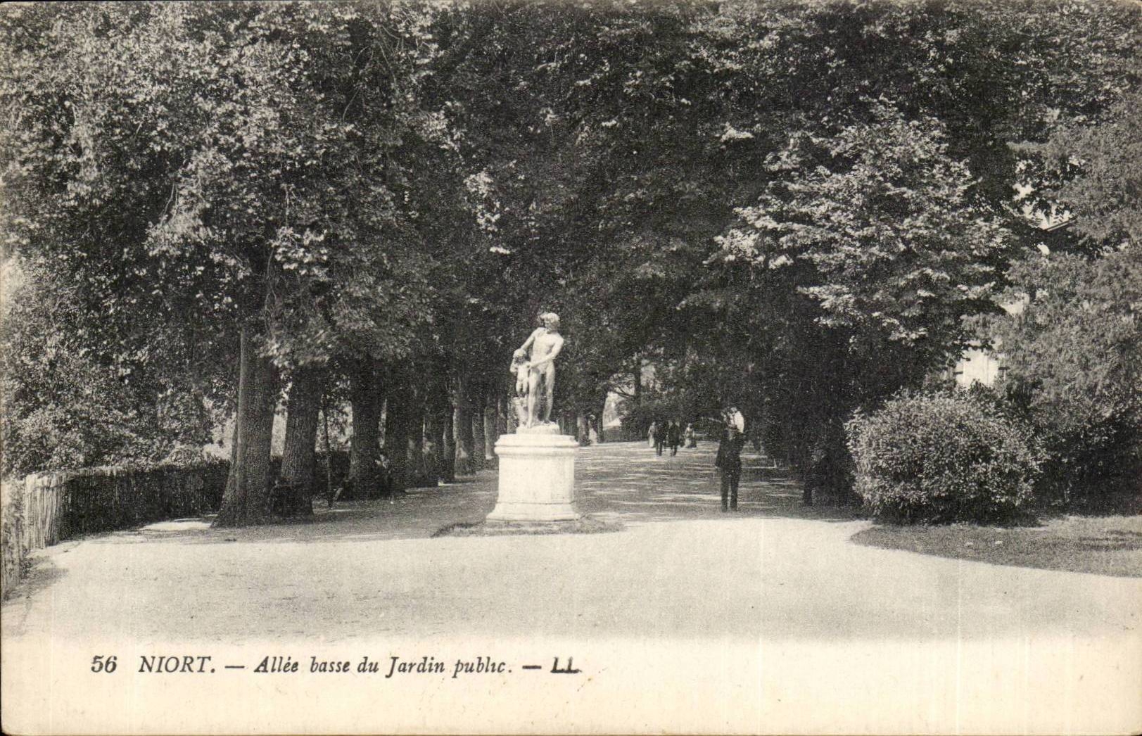Niort CPA Allee low of the park