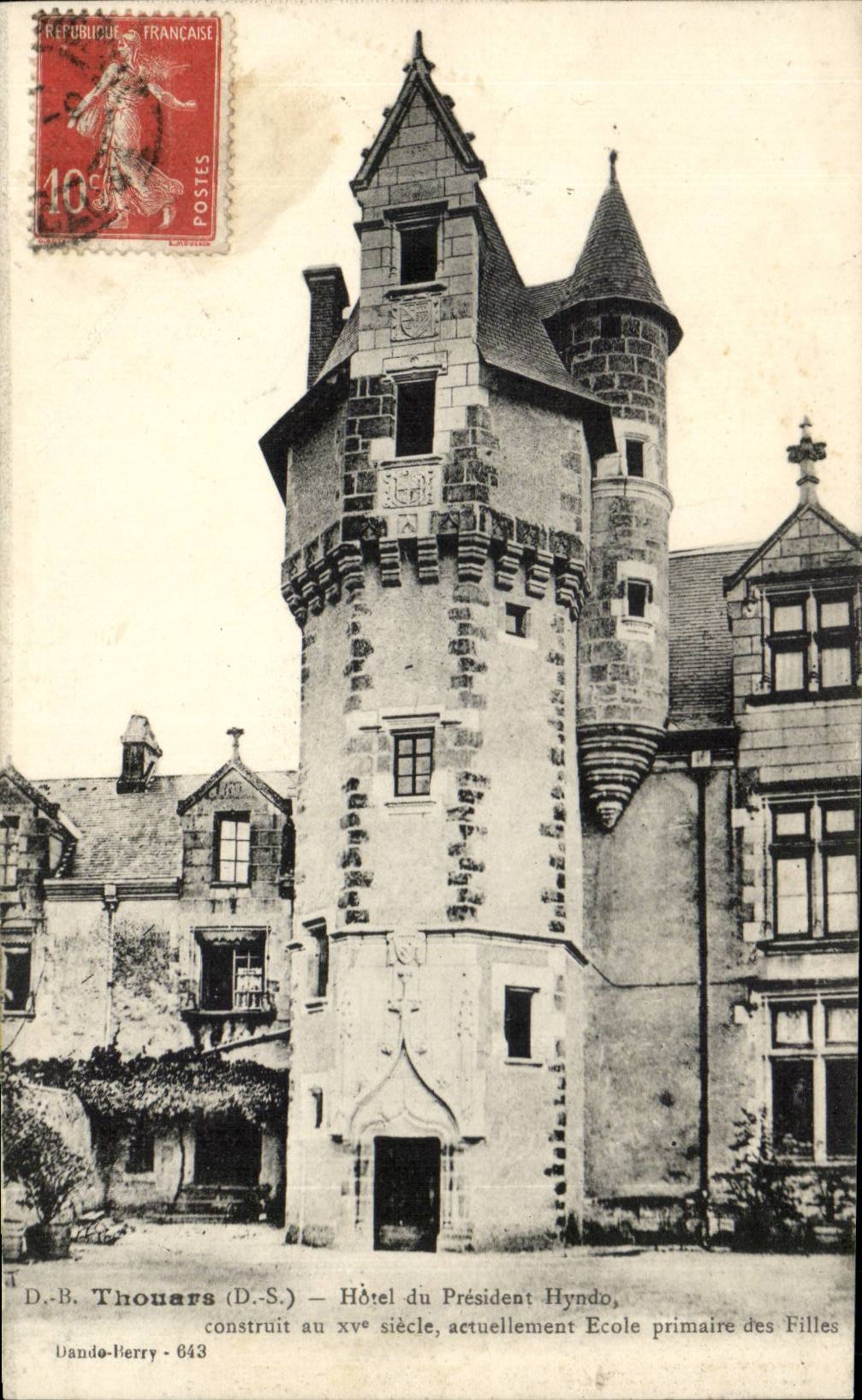 Thouars CPA Hotel of President Hyndo