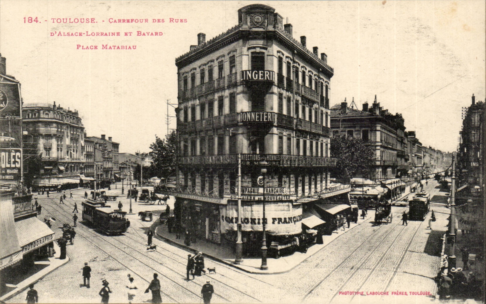 Toulouse CPA Carrefour des rues d'Alsace Lorraine et Bayard Place Matabiau