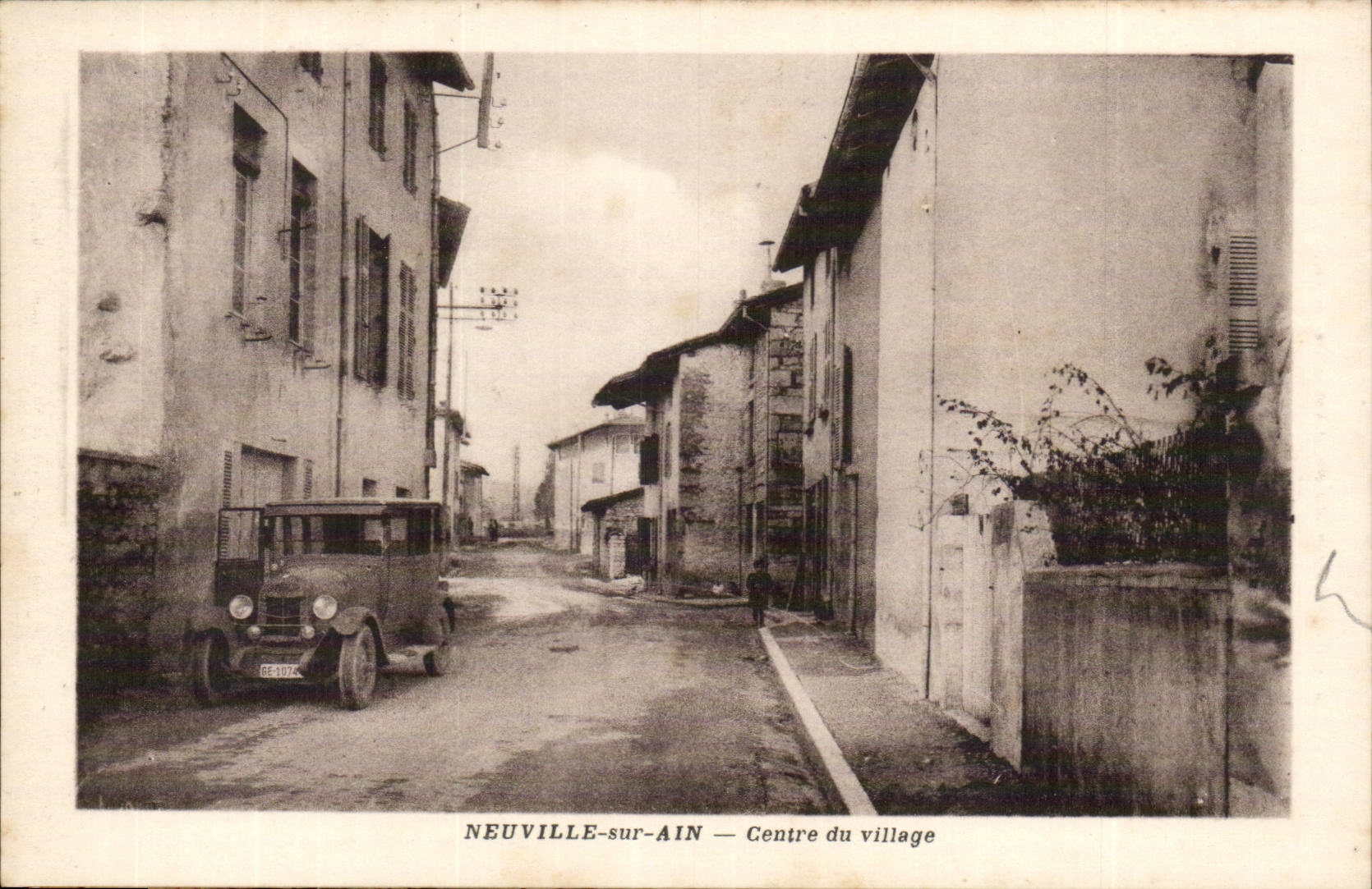 Neuville on Ain CPA Centers village