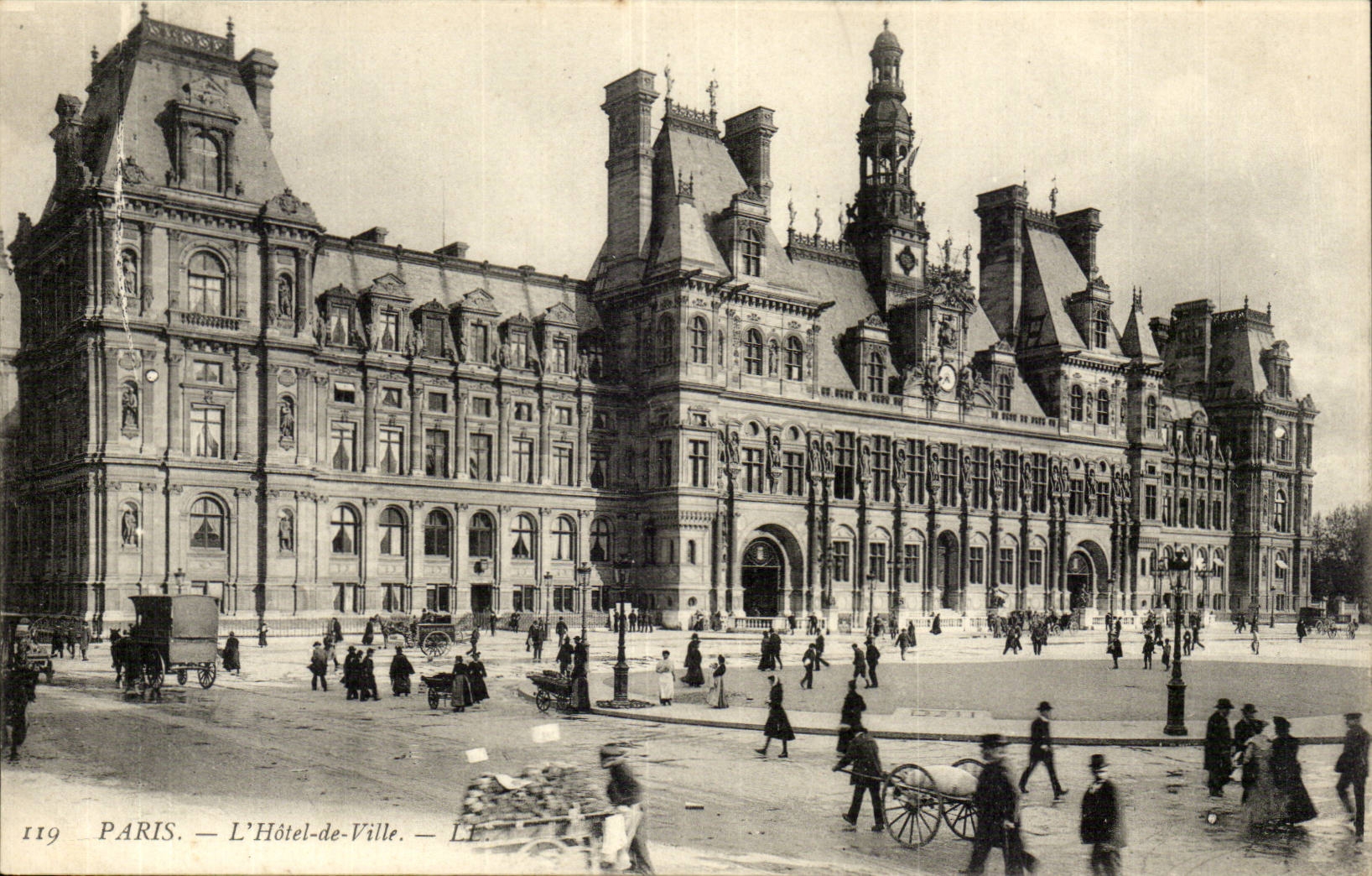 Paris CPA Hotel de ville