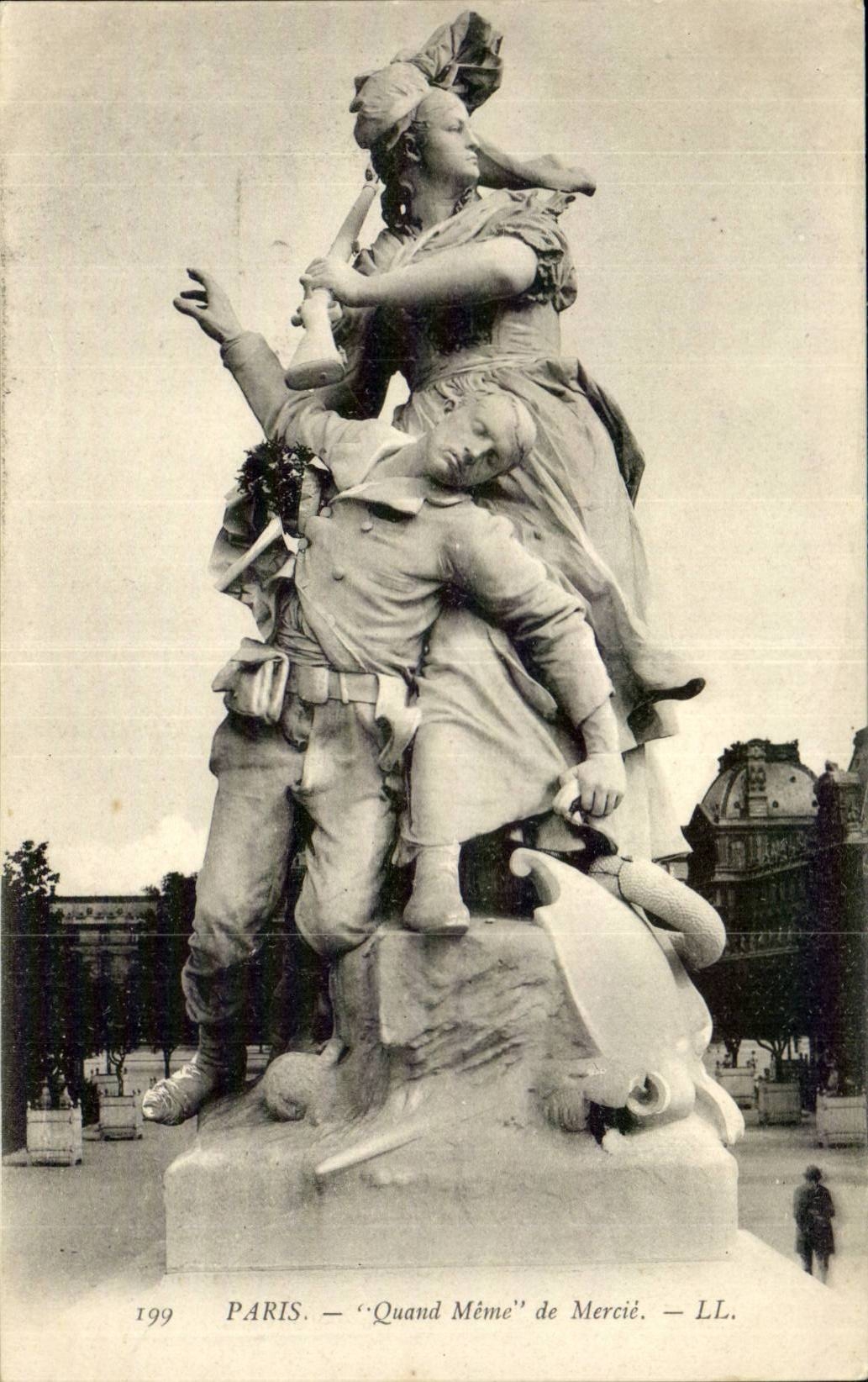 Paris CPA Quand meme de Mercie (statue)