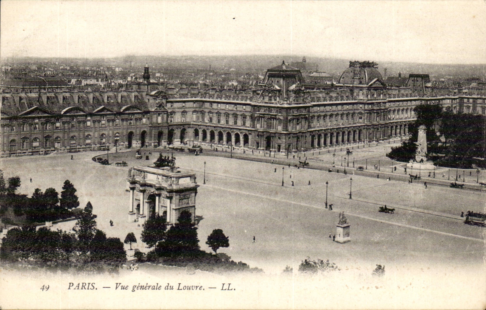 Paris CPA Vue generale du Louvre
