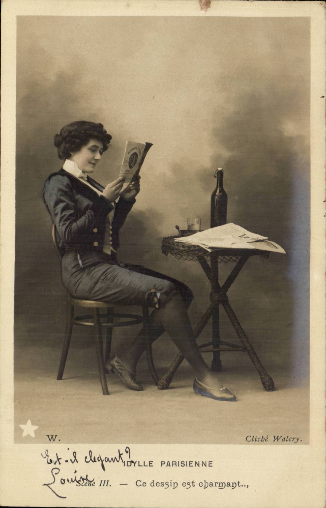 CPA Fantasy Parisian Woman idylle (lesbians)