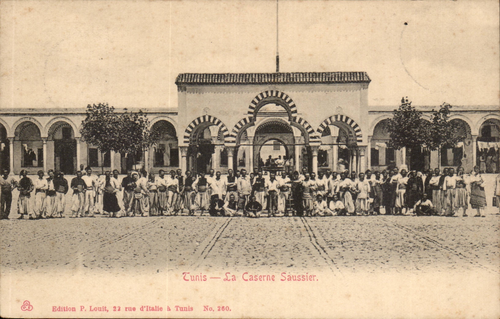 Tunisia Tunis CPA the barracks saussier