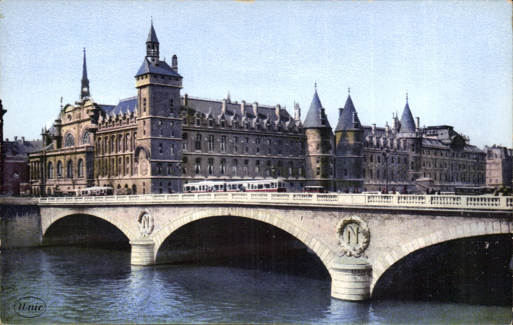 Paris CPA Le pont de Change et la conciergerie
