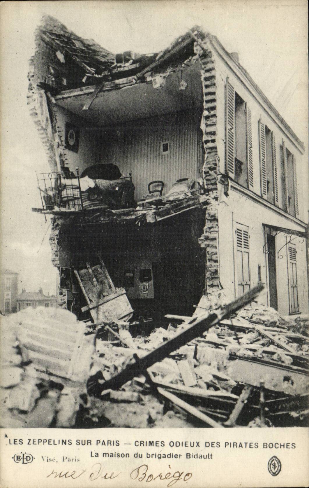 Paris CPA zeppelins on Paris odious Crimes of the boches the house of the sergeant Bidault street of Borego Paris 20th