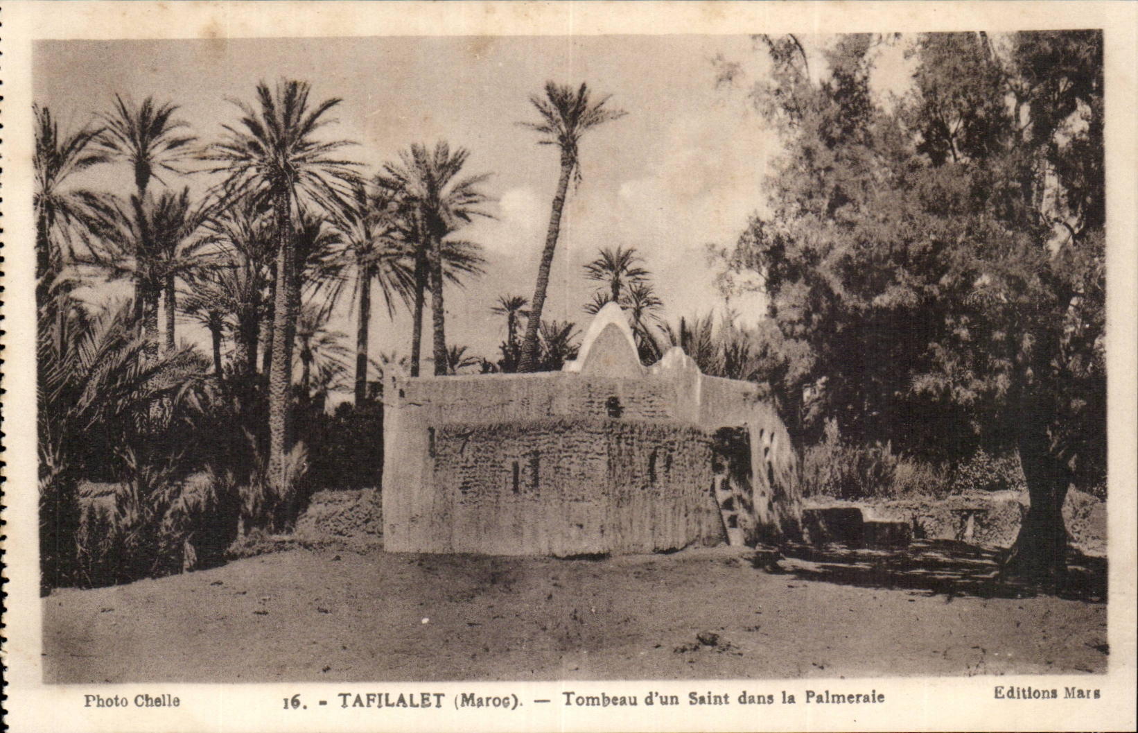 Morocco Tafilalet CPA Tomb of a saint in the palm plantation