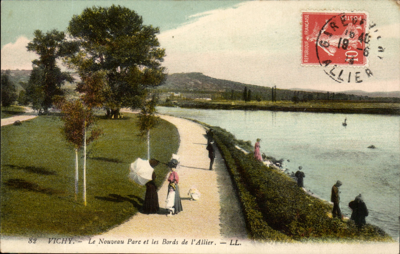 Vichy CPA the new park and edges of Allier