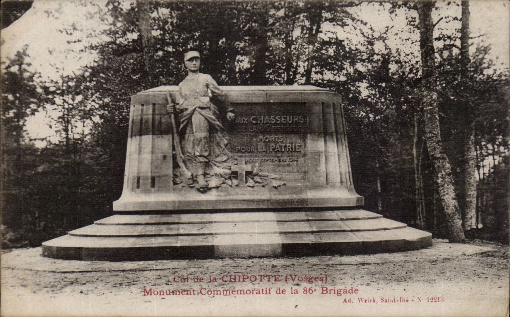 Mit dem Kragen Chipotte CPA des Denkmals der Brigade 86eme