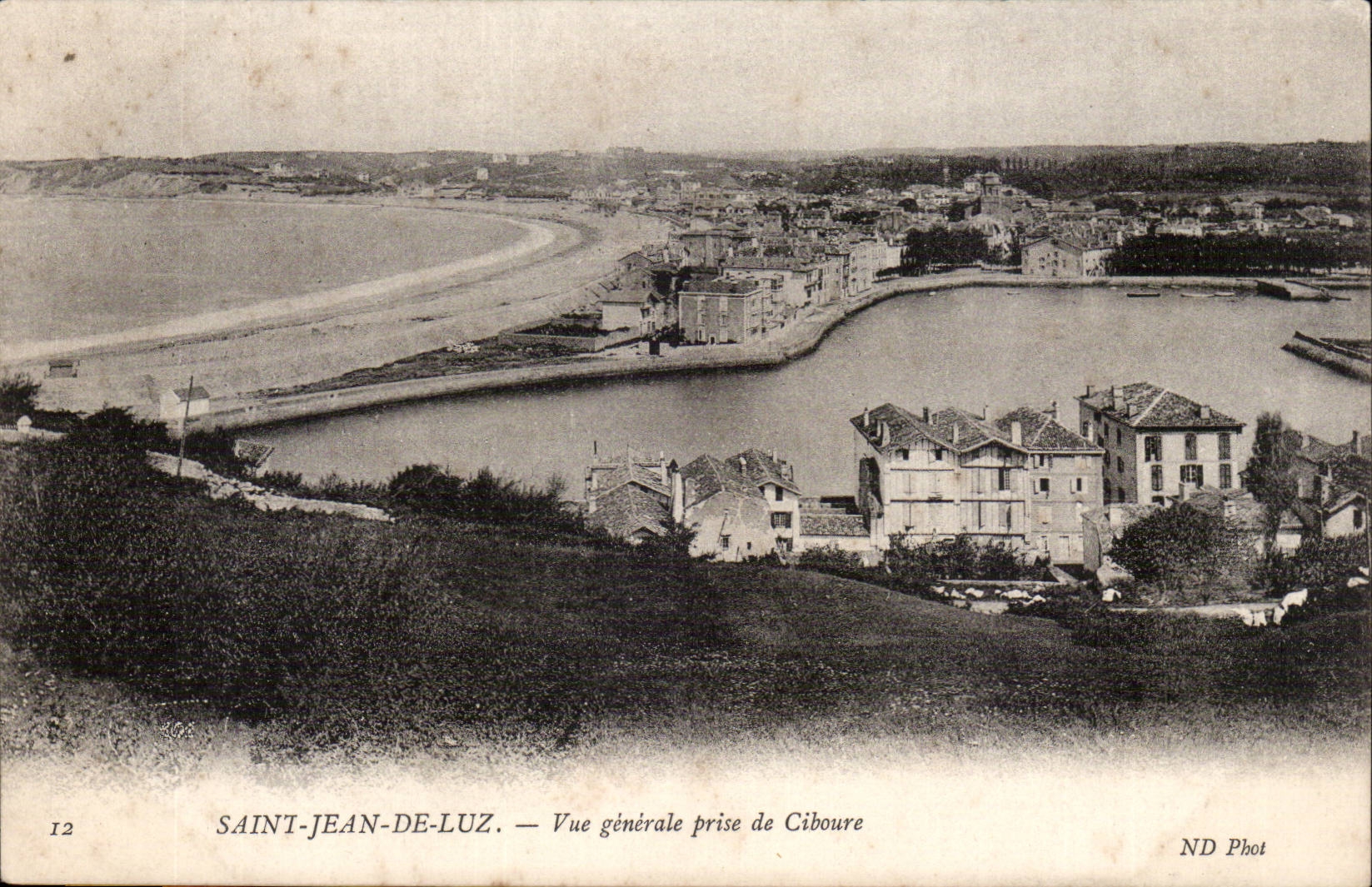 Saint Jean de Luz CPA Vue generale prise de Ciboure