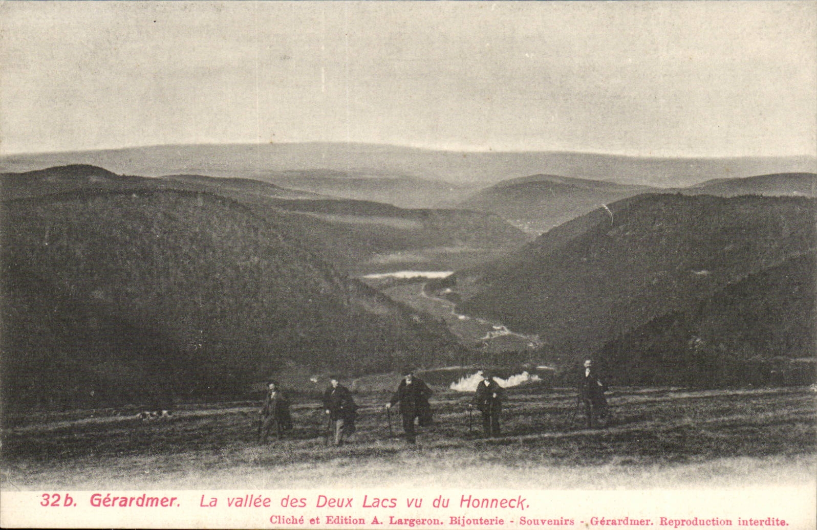 Gerardmer - the Valley of the Two lakes seen of Honneck - CPA