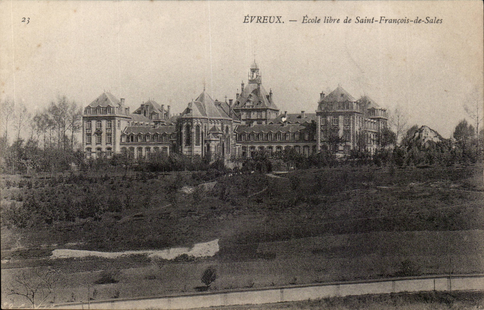 Evreux - Private school of Saint François the Dirty ones - CPA